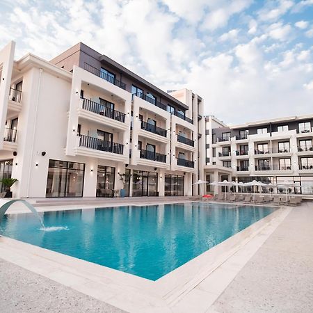 Jost Caravel Hotel Radhima Kültér fotó