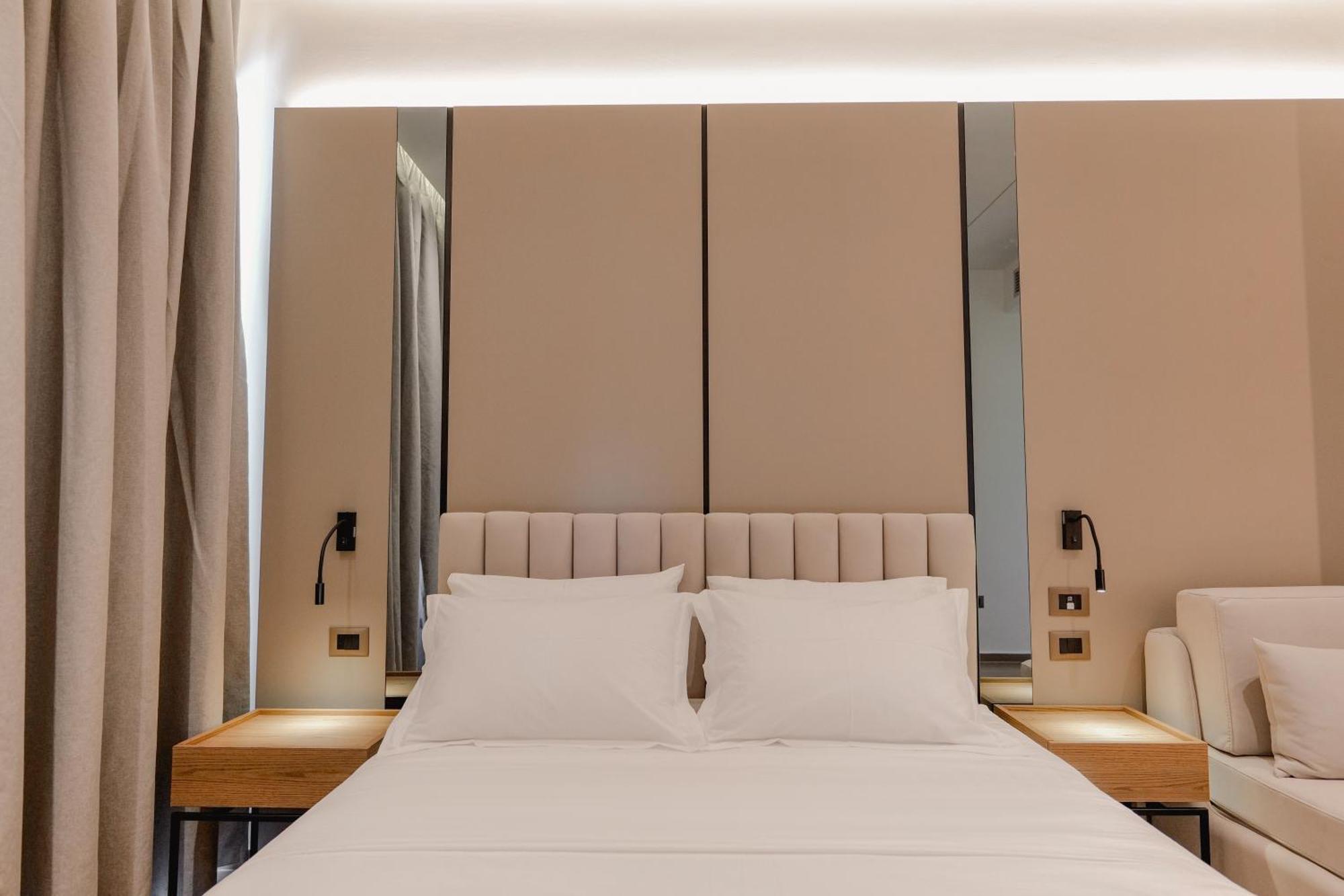 Jost Caravel Hotel Radhima Kültér fotó