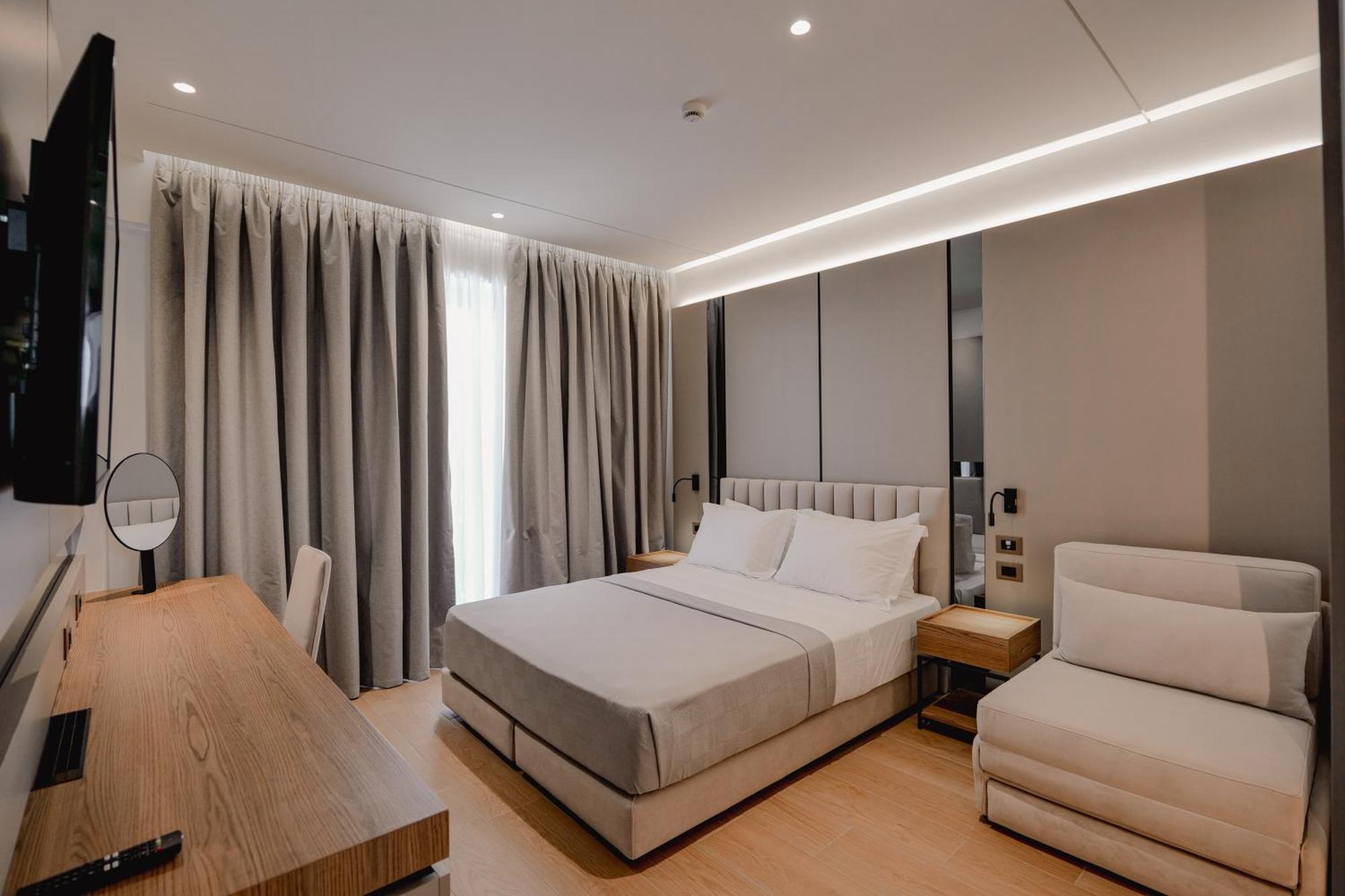 Jost Caravel Hotel Radhima Kültér fotó