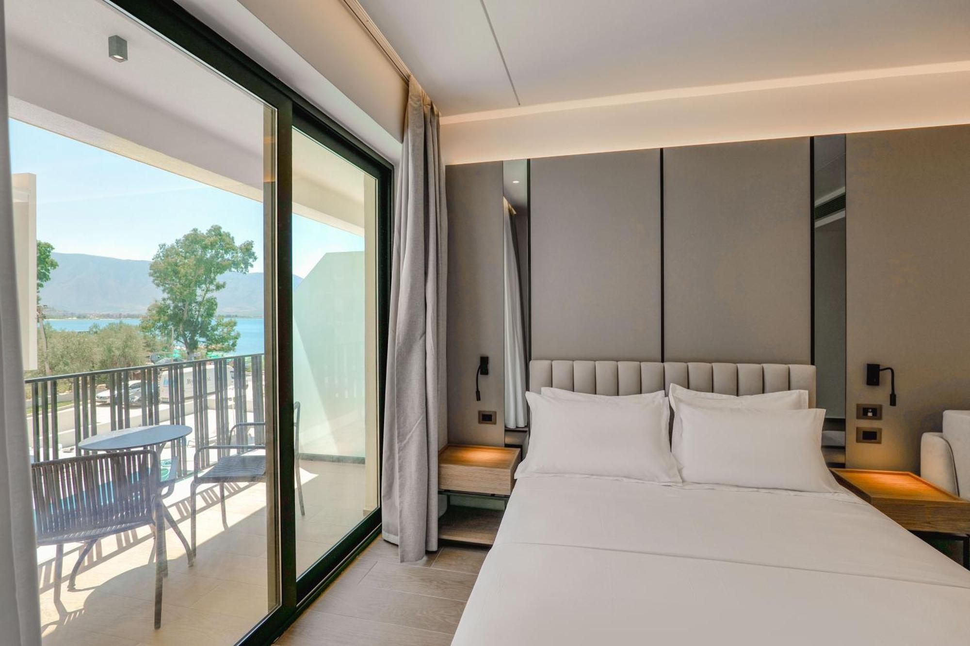 Jost Caravel Hotel Radhima Kültér fotó