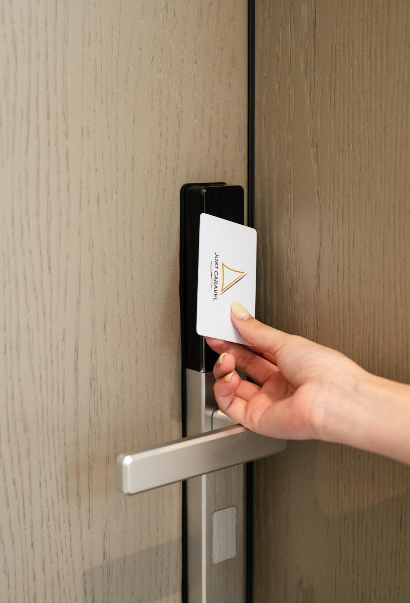 Jost Caravel Hotel Radhima Kültér fotó